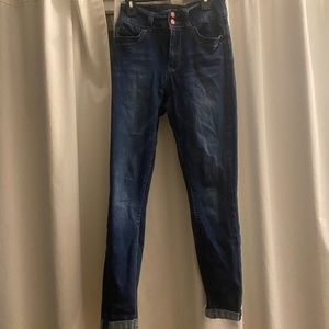 wanna betta butt? lifting skinny jeans